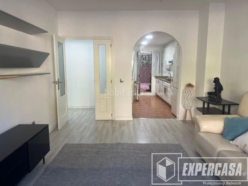 Foto eeedbe87-cd47-42bf-a347-f676fcbbb992. Appartamento con parcheggio in Aldaia