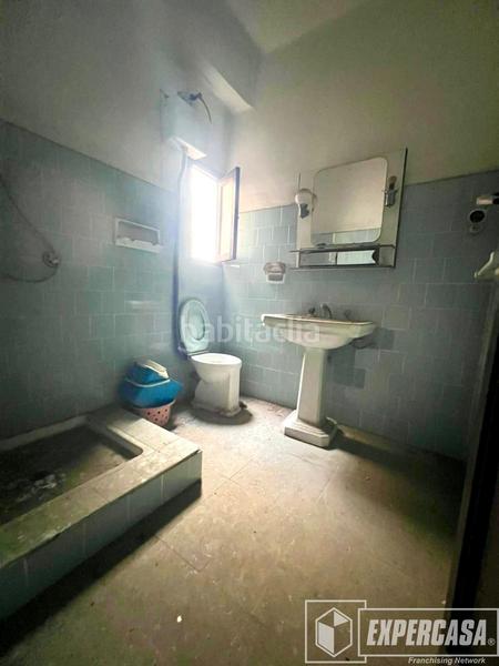 Foto c8e3e702-b546-4876-9f94-81492b9d4e07. Casa en Alaquàs