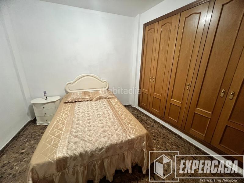 Foto bb4d47fa-b422-4e33-a02b-756b6b2ff8ff. Casa en Alaquàs