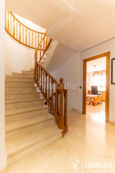 Foto d12d4b4f-a454-49b3-9a62-164bddd2b48b. House with parking pool in Alaquàs