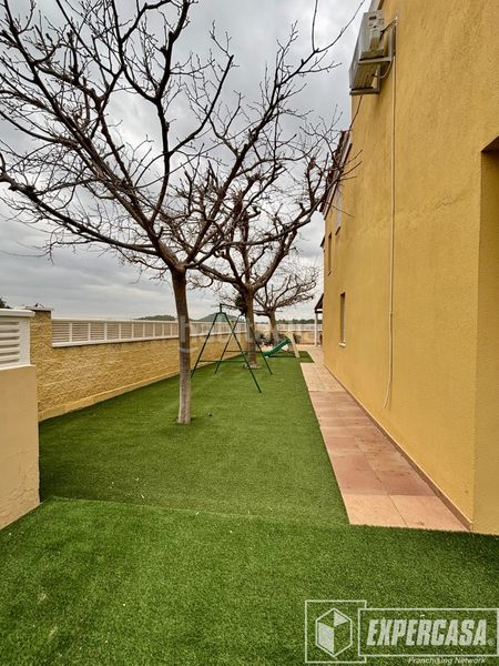 Foto 20e31470-b758-4d7f-8d1b-e4d598288ecd. Chalet en Vilamarxant