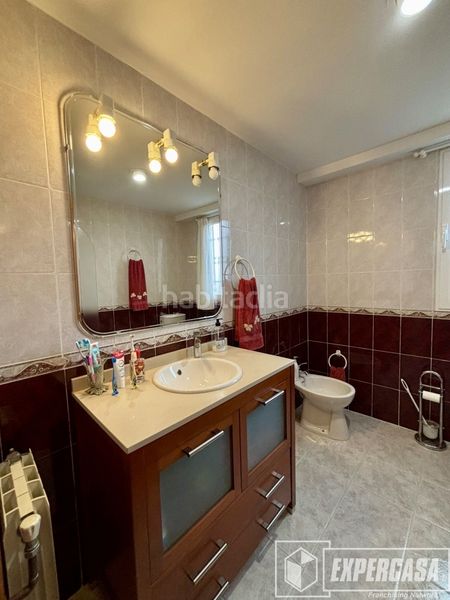 Foto a21a7e5d-1e5e-4adc-806d-8ee716221278. Chalet en Vilamarxant