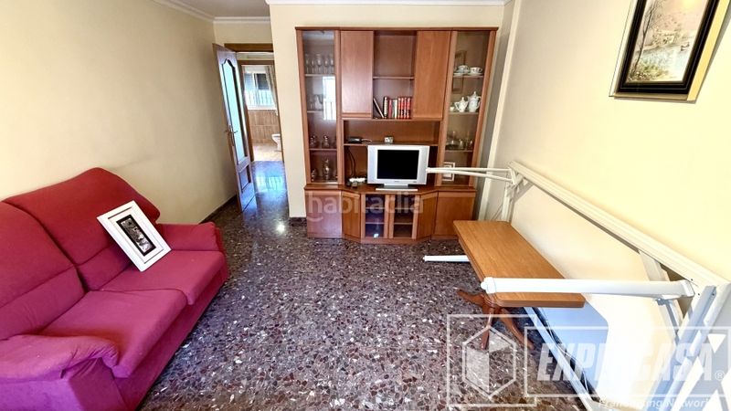 Foto 6d641a31-e58e-4d91-b963-43ea29b0e5dc. Casa en Alaquàs
