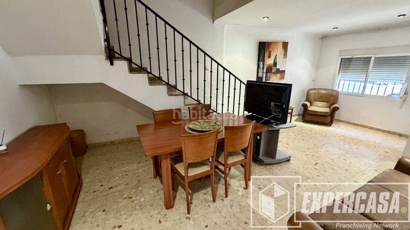 Foto d3dfe6db-1a84-4b83-9a5e-04287fafe286. Casa en Alaquàs