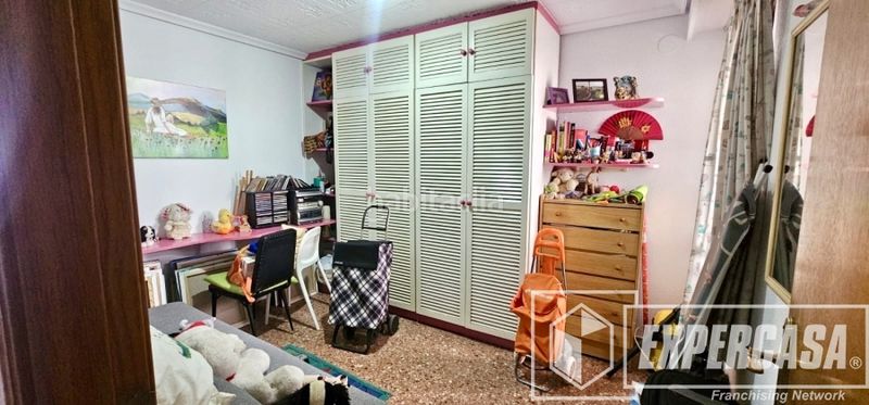 Foto a2f084f7-3493-4727-b607-cbd051155032. Appartamento con parcheggio in Alaquàs