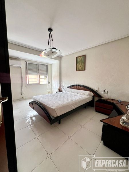 Foto f7381852-4515-46b5-bd1f-2336ccb3dfbc. Pis a Alaquàs