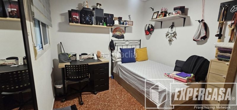 Foto 40692836-b943-468b-b552-fca0c2cd7457. Piso en Aldaia