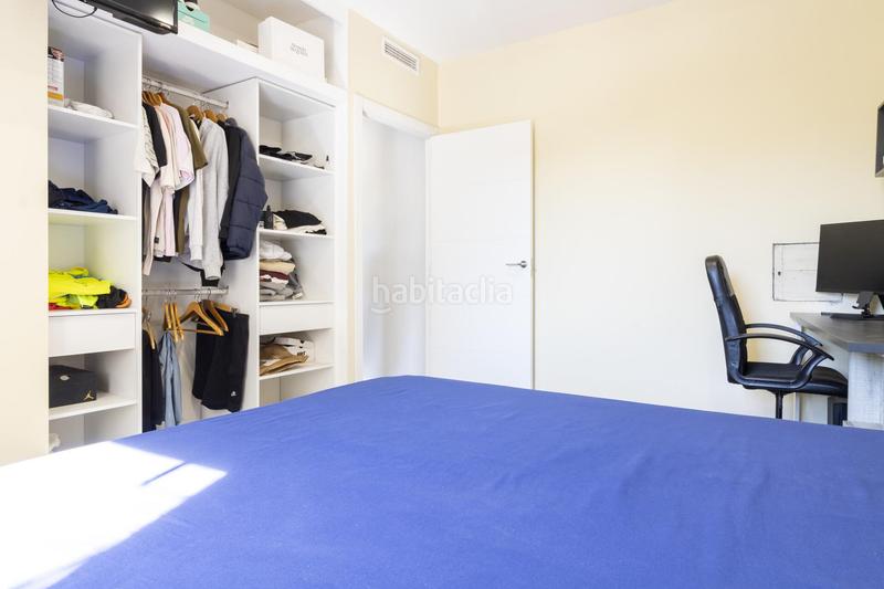 Foto 87ad8da1-76e4-48b4-85a7-1f9cfb3ca199. Casa in Palau-solità i Plegamans