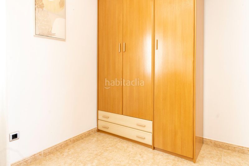 Foto 3d34dad6-9072-4d8f-a44d-1d2e84f434de. Pis a carrer formentera 10 a Els Pins Blanes