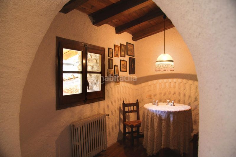 Foto 0dbb20a5-d4d5-4ece-ba35-f4f7a7c1531a. Masia amb calefacció aparcament a Arsèguel