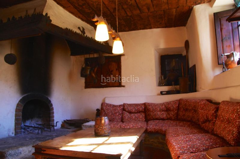 Foto 29d3a9dc-4677-4e63-8aac-dfe0f24bd369. Masia amb calefacció aparcament a Arsèguel