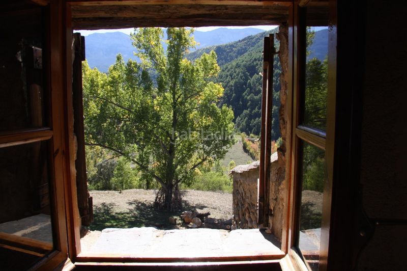 Foto 3d6be350-6233-41d8-b780-d0c666679a5e. Masia amb calefacció aparcament a Arsèguel