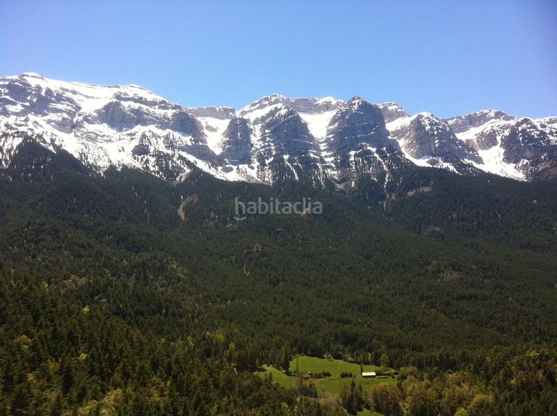 Foto 4c551588-83c8-4c65-9cfc-e95a3833d3dd. Masia amb calefacció aparcament a Arsèguel