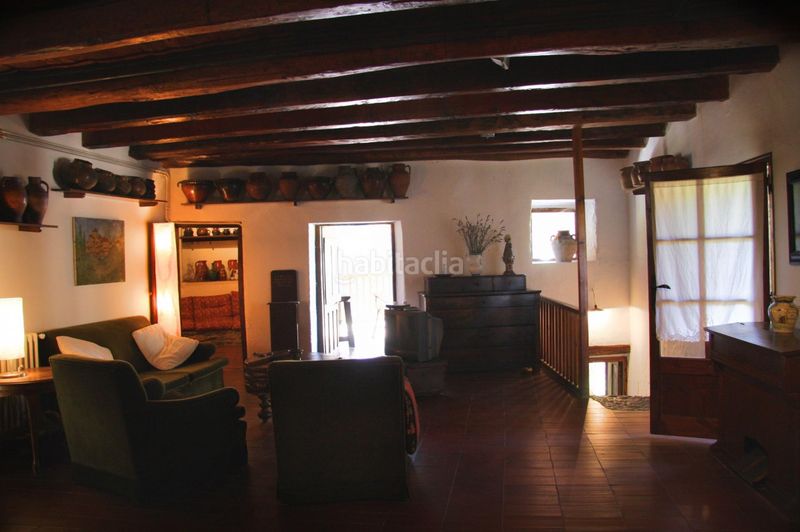 Foto 4decfc7f-17a2-43cc-a99b-12335db6193c. Masia amb calefacció aparcament a Arsèguel