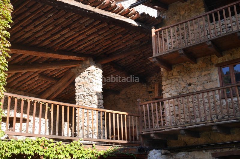 Foto 53e7413a-3973-4f17-9d30-42536dcb6a0e. Masia amb calefacció aparcament a Arsèguel