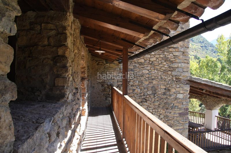 Foto be6f7587-4b0c-4895-be4b-a03c389d7650. Masia amb calefacció aparcament a Arsèguel