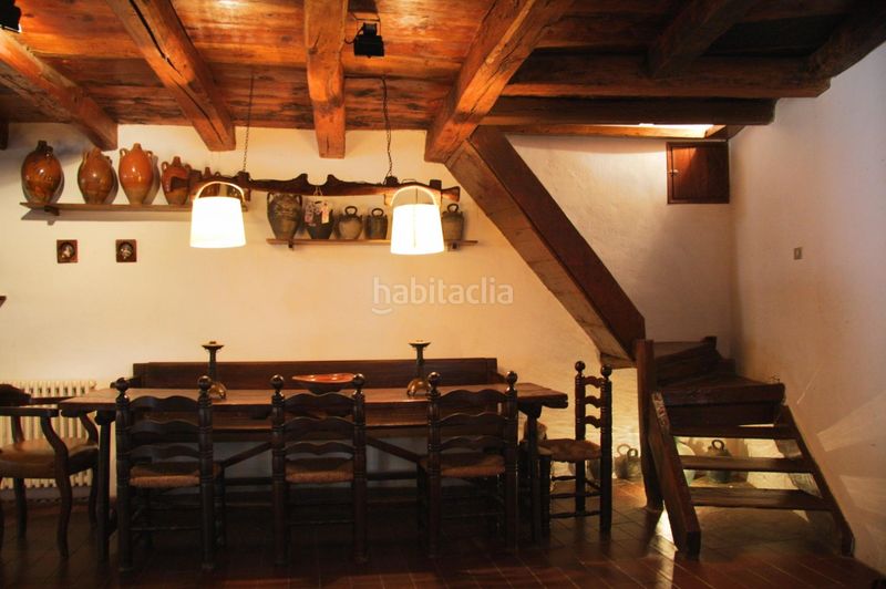 Foto c003bd24-b559-4984-ae8d-c6230e69631b. Masia amb calefacció aparcament a Arsèguel