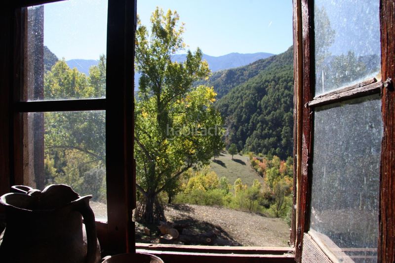 Foto d82c39db-2161-435d-8895-89dad79ce8b3. Masia amb calefacció aparcament a Arsèguel