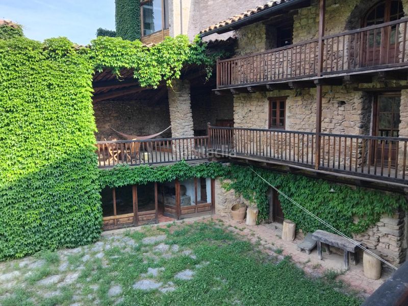 Foto d8b22211-178b-4b40-a5a9-181d042275a1. Masia amb calefacció aparcament a Arsèguel