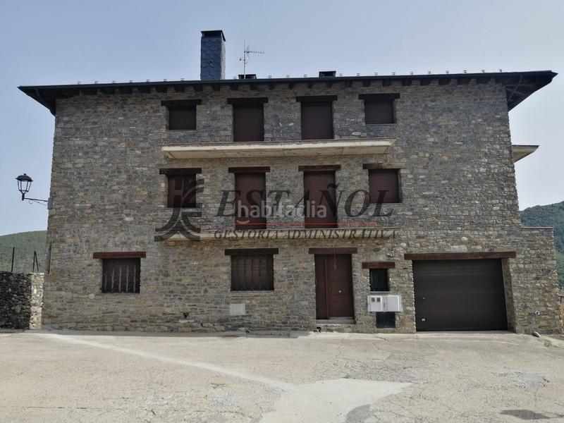 Foto e1e9e5c9-d319-4f65-9873-1b429ae6c7af. House with heating parking in Montferrer i Castellbò