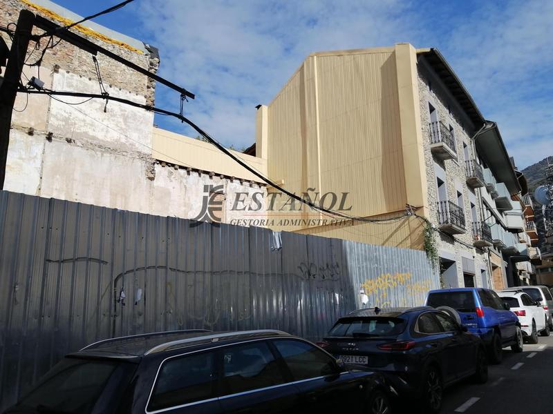 Foto 5cd81fb1-6d0f-4394-943d-6966a025a5e1. Terreny residencial a Sort