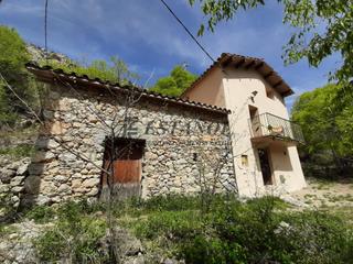 Casa a Fígols i Alinyà
