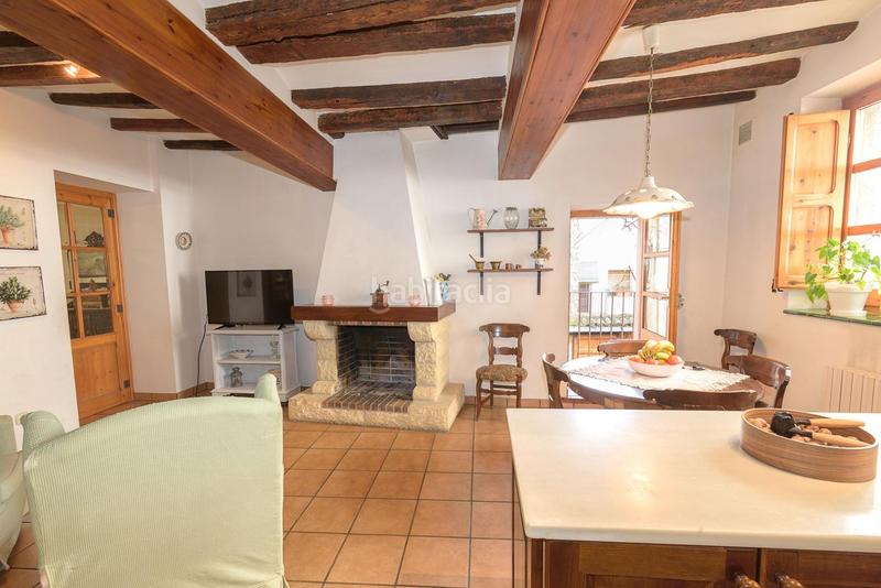 Foto 0d80d9c5-e3c5-484d-bd29-259894bdc970. Country house with heating parking in Organyà