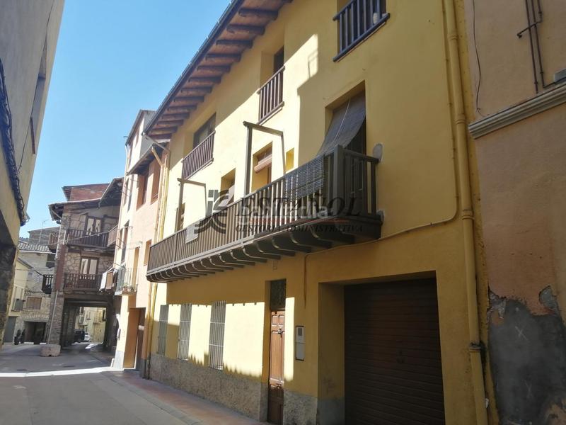 Foto 3e67a5a9-8c61-4579-a435-0b9dfba790c8. Country house with heating parking in Organyà