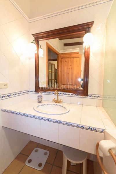 Foto 56177286-63f9-455d-b439-5d5bc6c091a0. Country house with heating parking in Organyà