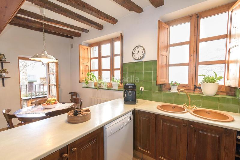 Foto 9b8250da-eebc-450b-8baa-73cf98dd3257. Country house with heating parking in Organyà