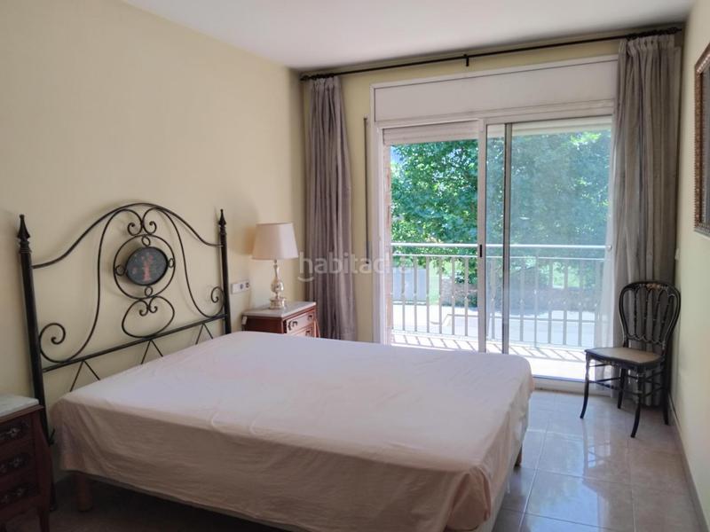 Foto adbba5c4-ece1-48da-851d-0be2284d6113. Casa adossada amb calefacció aparcament a Seu d´Urgell (La)