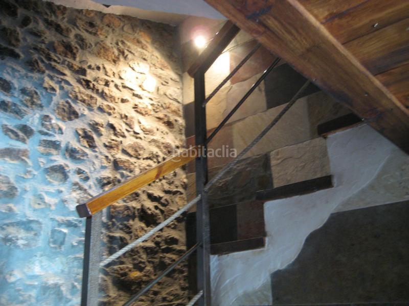 Foto 3111faf3-c540-4071-9a92-7403e4dda722. Masia amb calefacció aparcament a Cava