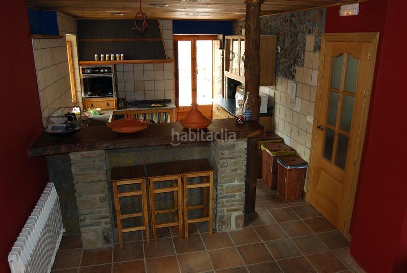 Foto 9cae8742-d27a-40b5-a141-e8efbea6ded3. Masia amb calefacció aparcament a Cava