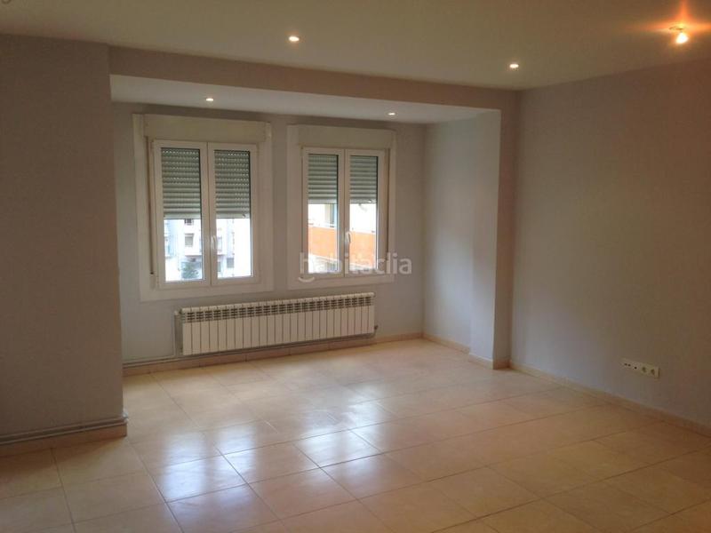 Foto c8dddbb6-06c0-49ea-94e7-5ee65303f8fd. Flat with heating in Seu d´Urgell (La)