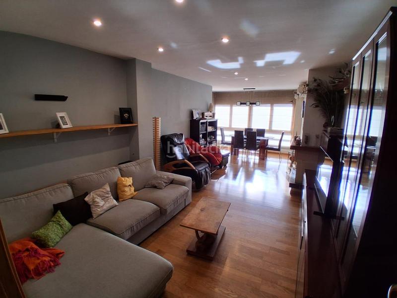 Foto 836a60f9-1bdf-4609-853d-f7adc8d75588. Piso en Seu d´Urgell (La)