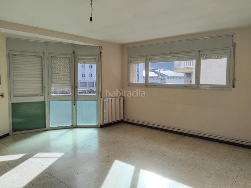 Foto df716b10-67f4-4aea-b8b6-ac8e2e7f36cb. Pis amb calefacció a Seu d´Urgell (La)