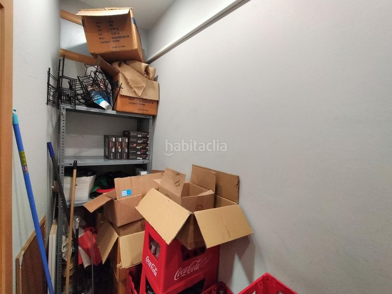 Foto c7f9e240-85a2-4fb8-978a-b694f2038995. Alquiler local comercial se traspasa local comercial en la seu durgell en Seu d´Urgell (La)