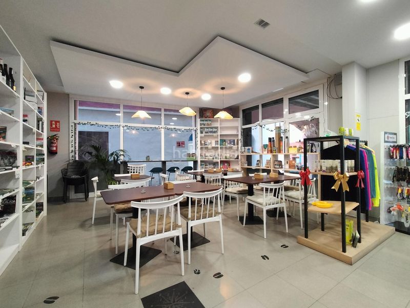 Foto f61964f3-8478-4027-977e-ca79f14eb5eb. Alquiler local comercial se traspasa local comercial en la seu durgell en Seu d´Urgell (La)