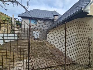 Casa  N/a. Casa aranesa parcialmente reformada situada en canejan