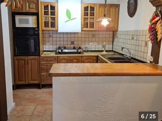Casa  N/a. Casa de pueblo situada en canejan