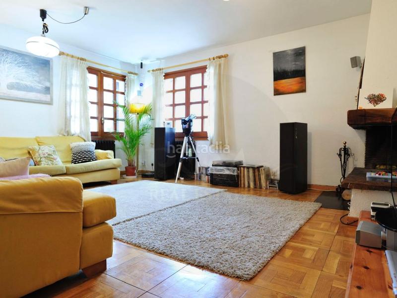 Foto adb5b21f-eed0-4d56-a10e-00f1536d0ddb. Haus mit parking in Salardú Naut Aran