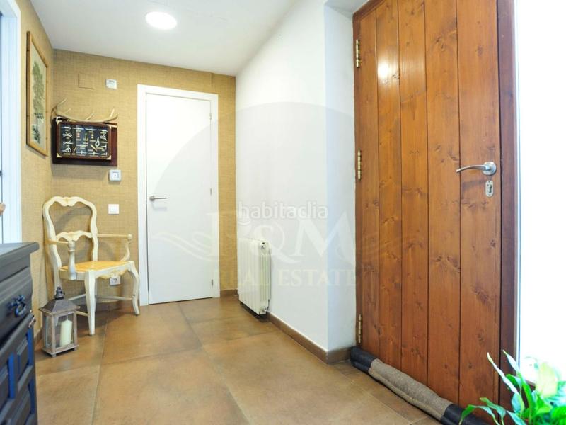 Foto ceb78a2d-8aa2-4f91-87dd-1e0ae2eb25a1. Haus mit parking in Salardú Naut Aran