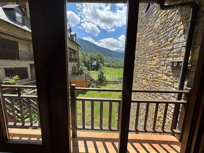 Foto c4c9e956-a94e-4f21-b75d-cf38265e5dc6. Casa adossada amb aparcament a Casarilh Vielha e Mijaran