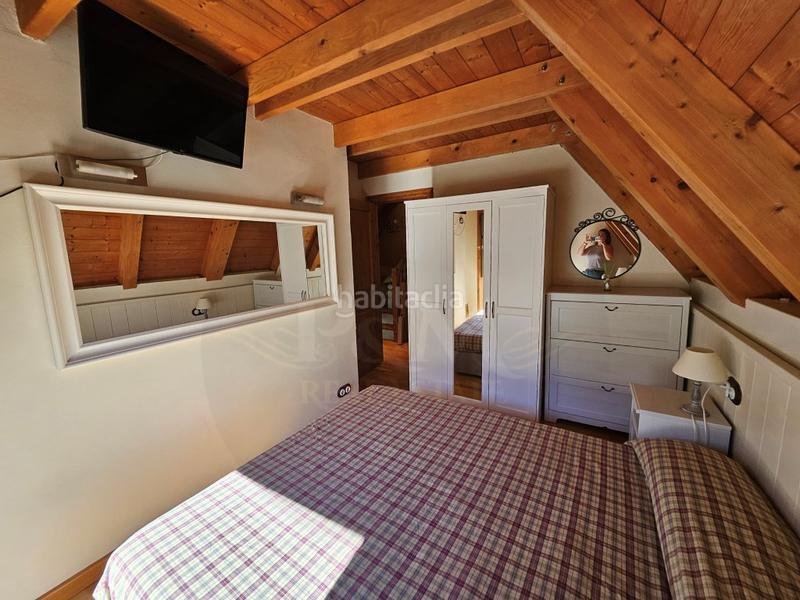 Foto 483d6794-411d-4be9-95d7-3b67359c2d3a. House with parking in Bossòst