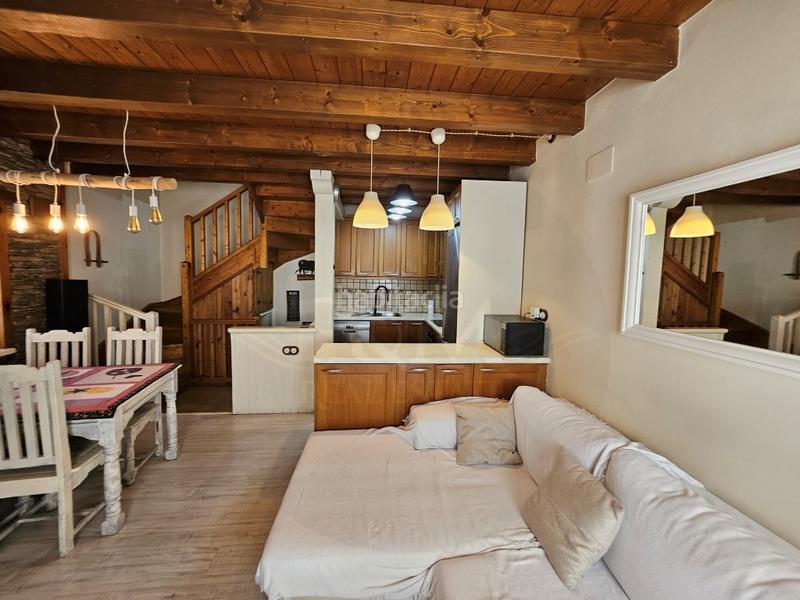 Foto a5ce03bf-45fc-4cc0-bfc5-9a899f2910a0. House with parking in Bossòst