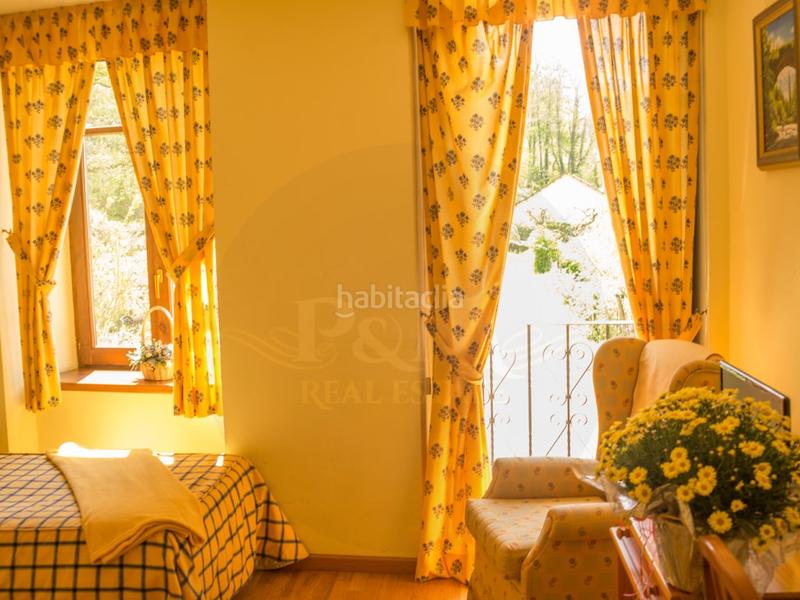 Foto b919ba44-c1f4-4a96-acd7-5643982d7f06. Alquiler local comercial casa aranesa con habitaciones luminosas situada y destinada actualmente a pension. pension alquiler de habitaciones tempor en Les