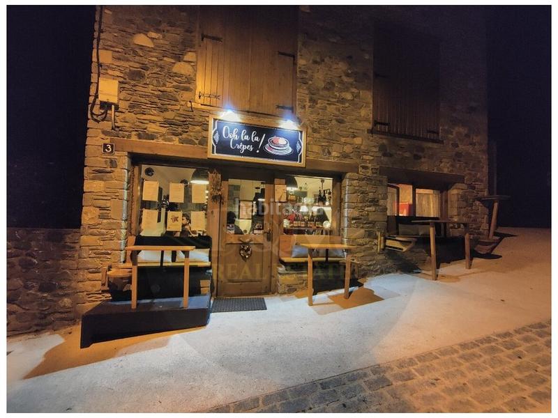 Foto eeff309c-1419-4b9a-924f-2fc93184e87d. Alquiler local comercial creperia bretona llave en mano situada en Vielha en Vielha e Mijaran