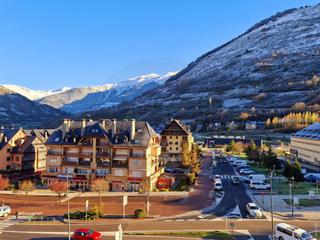 Duplex  Calle deth roser. Atico duplex de 3 habitaciones situado en vielha