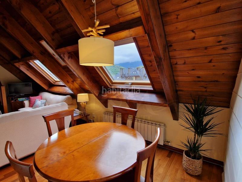 Foto cf6e1fc3-e8ba-49f7-a77c-cb55143b41bc. Zweistöckige wohnung mit parking in Vielha Vielha e Mijaran