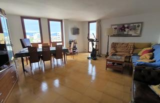 Flat  Avinguda del gran i general consell. Piso en san miguel con dos plazas de aparcamiento